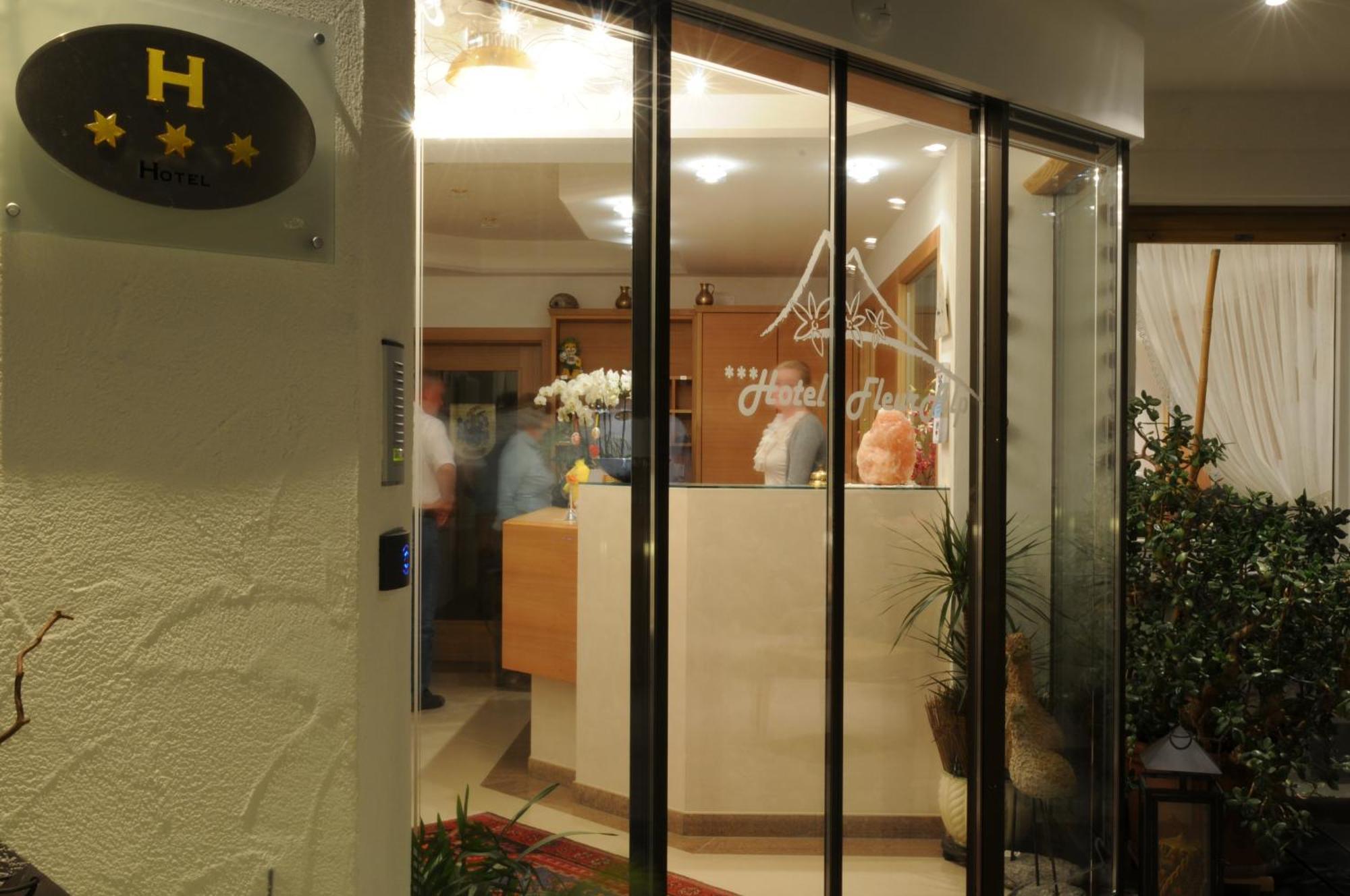 Fleuralp Hotel 3*